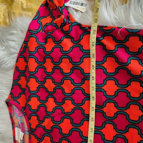 LuLaRoe Irma Short‎ Sleeve High Low Hem Tunic Top XS NWT Geometric Multi-Color - Picture 7 of 13